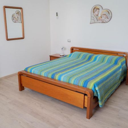 شقة Reno Family House رافيننا المظهر الخارجي الصورة