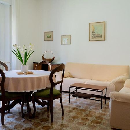 شقة Reno Family House رافيننا المظهر الخارجي الصورة
