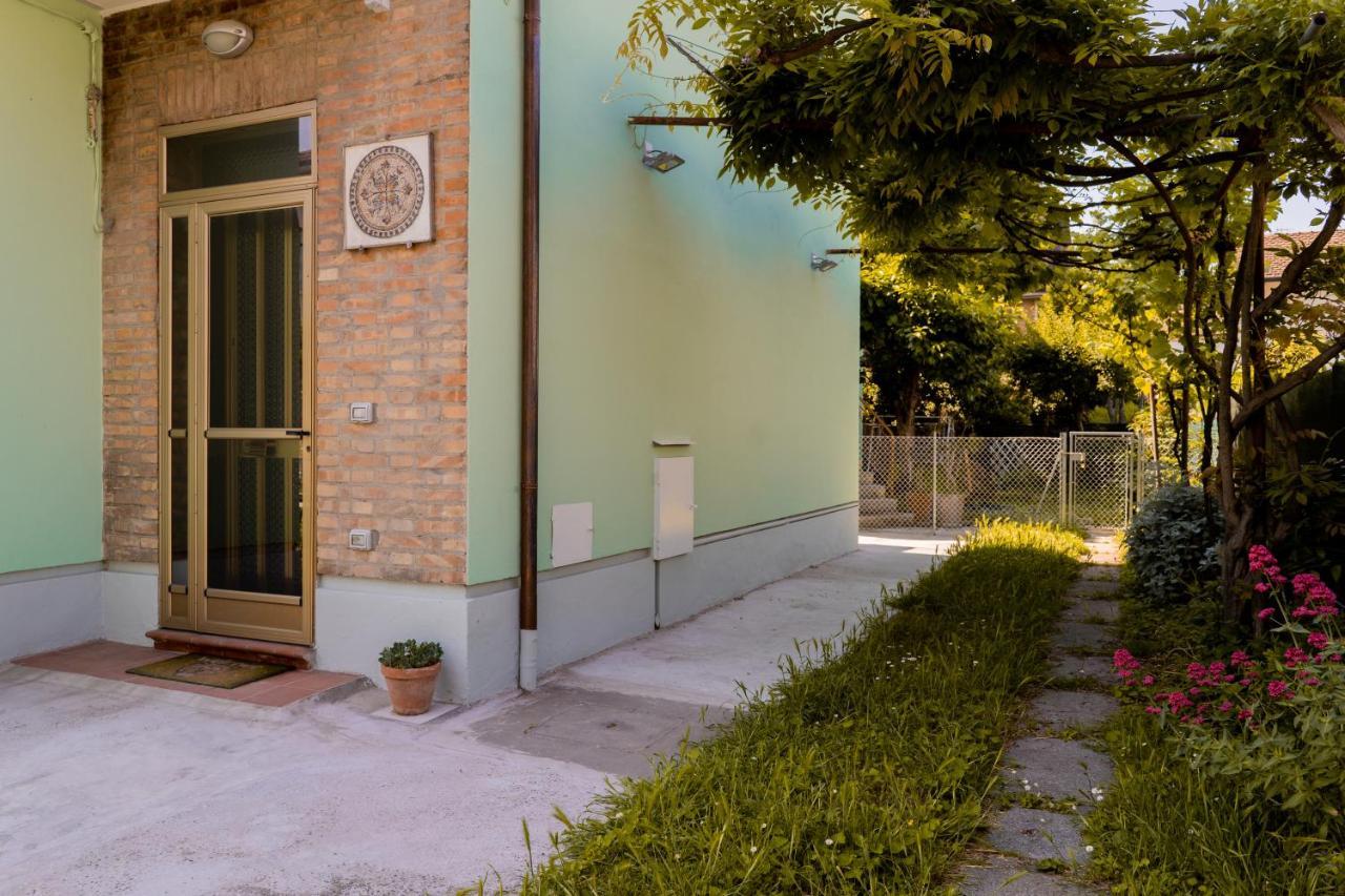 شقة Reno Family House رافيننا المظهر الخارجي الصورة
